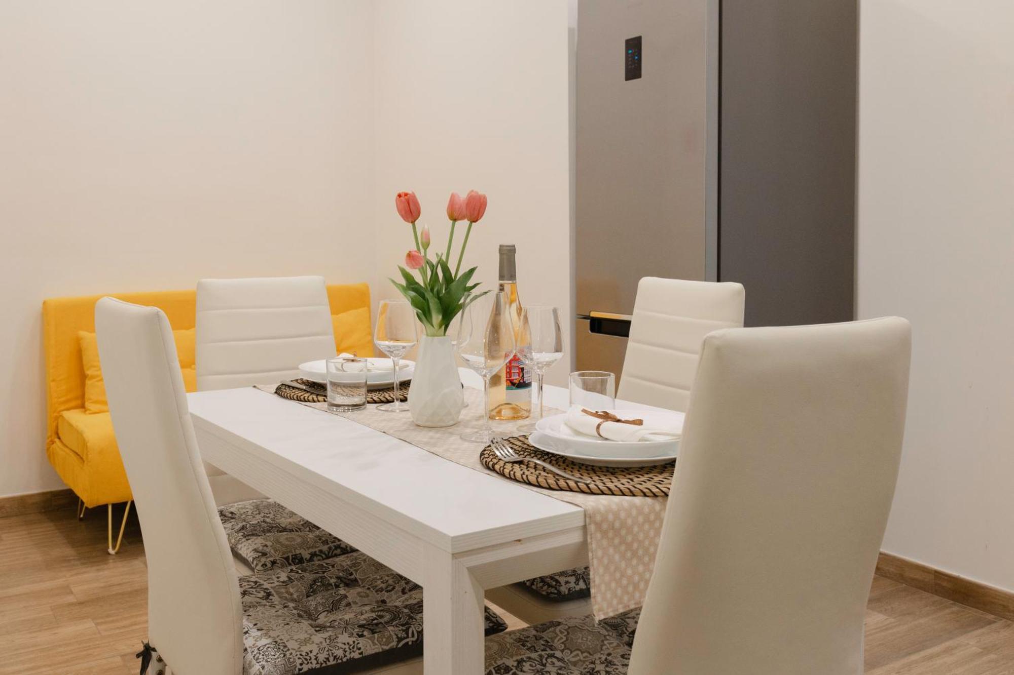 Eden Suite - Central Apartment With Balcony - Molfetta Exterior photo